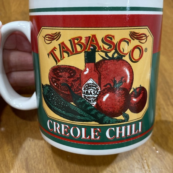 NWOT.  Set of 2, 16oz., Tabasco brand, ceramic mugs. - Picture 4 of 11